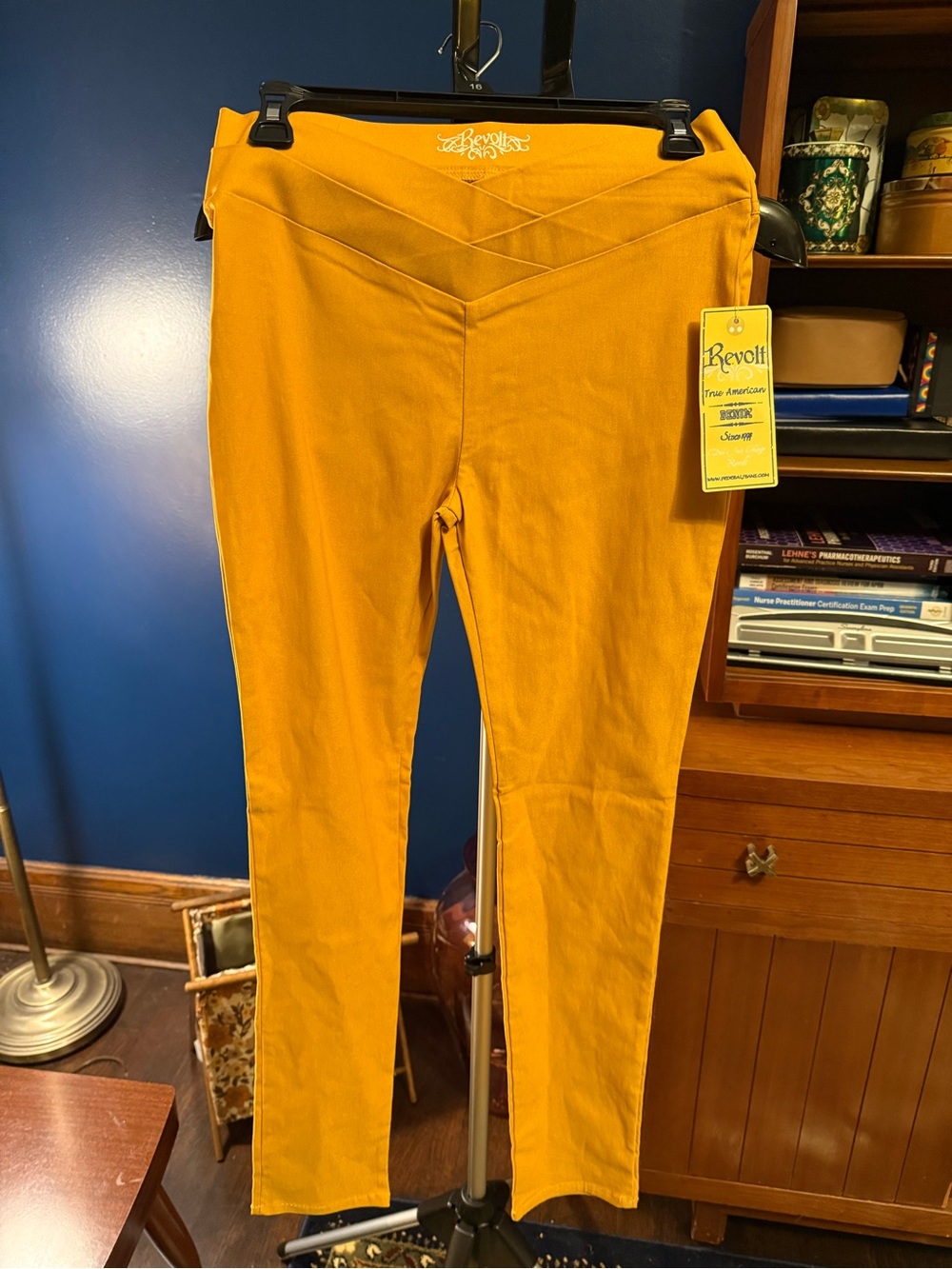 Revo Mustard Leggings with V-Waist Detail